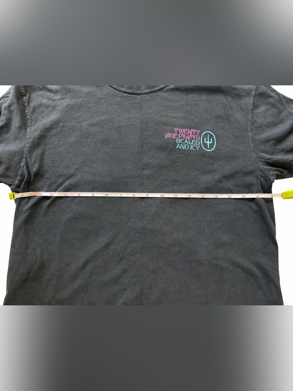Official TØP Black Graphic Shirt - Picture 5 of 5